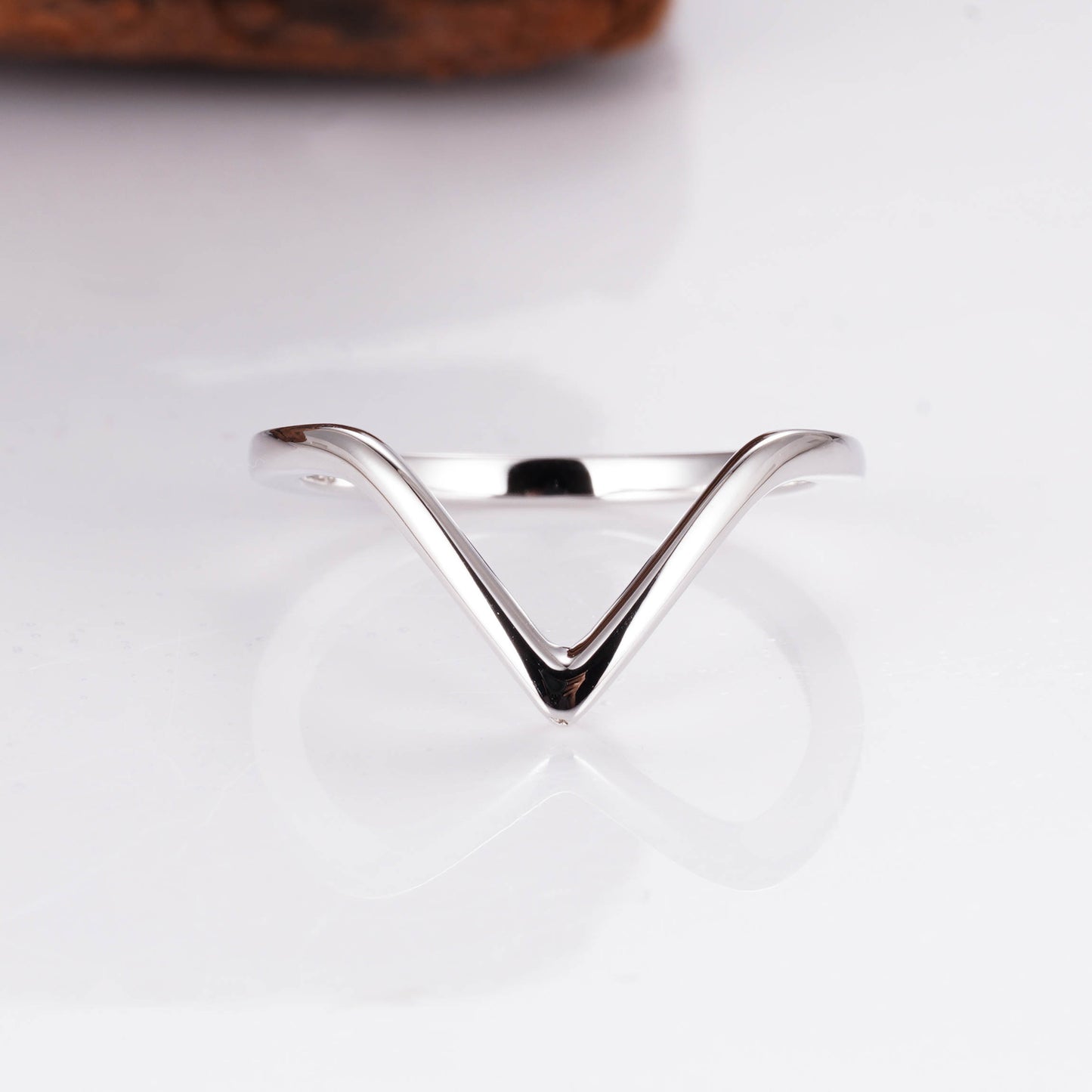 Aoi Curved Stacking Band in Sterling Silver