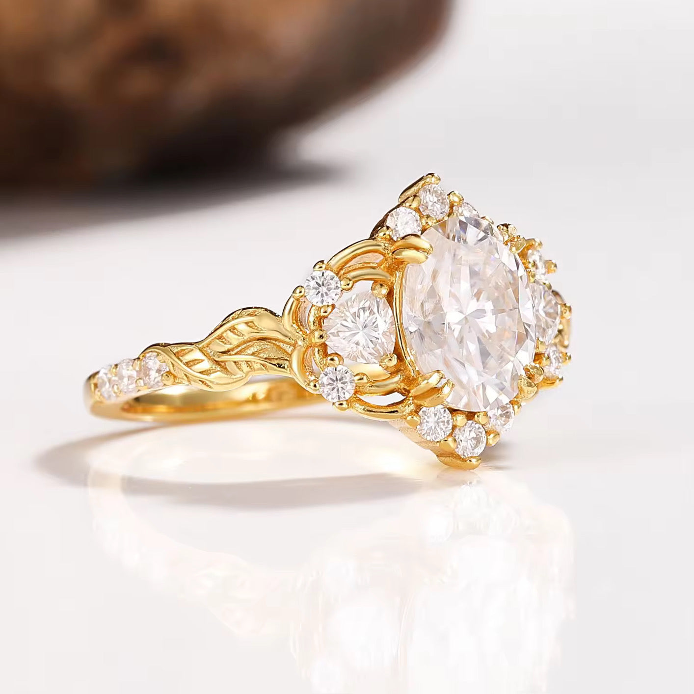 Lilly Moissanite Ring Gold