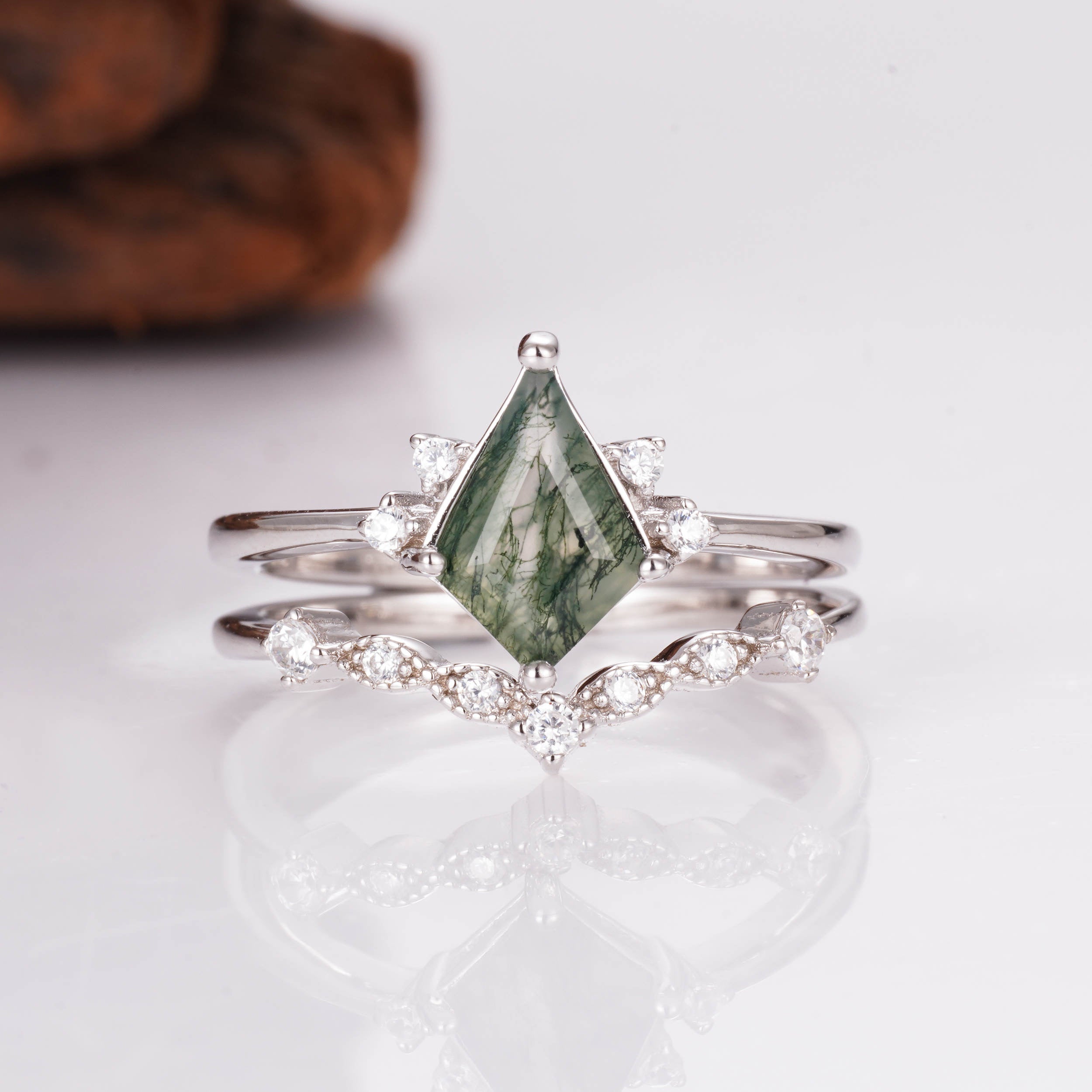 Qai Moss Agate Quartz Ring Set Rose Gold