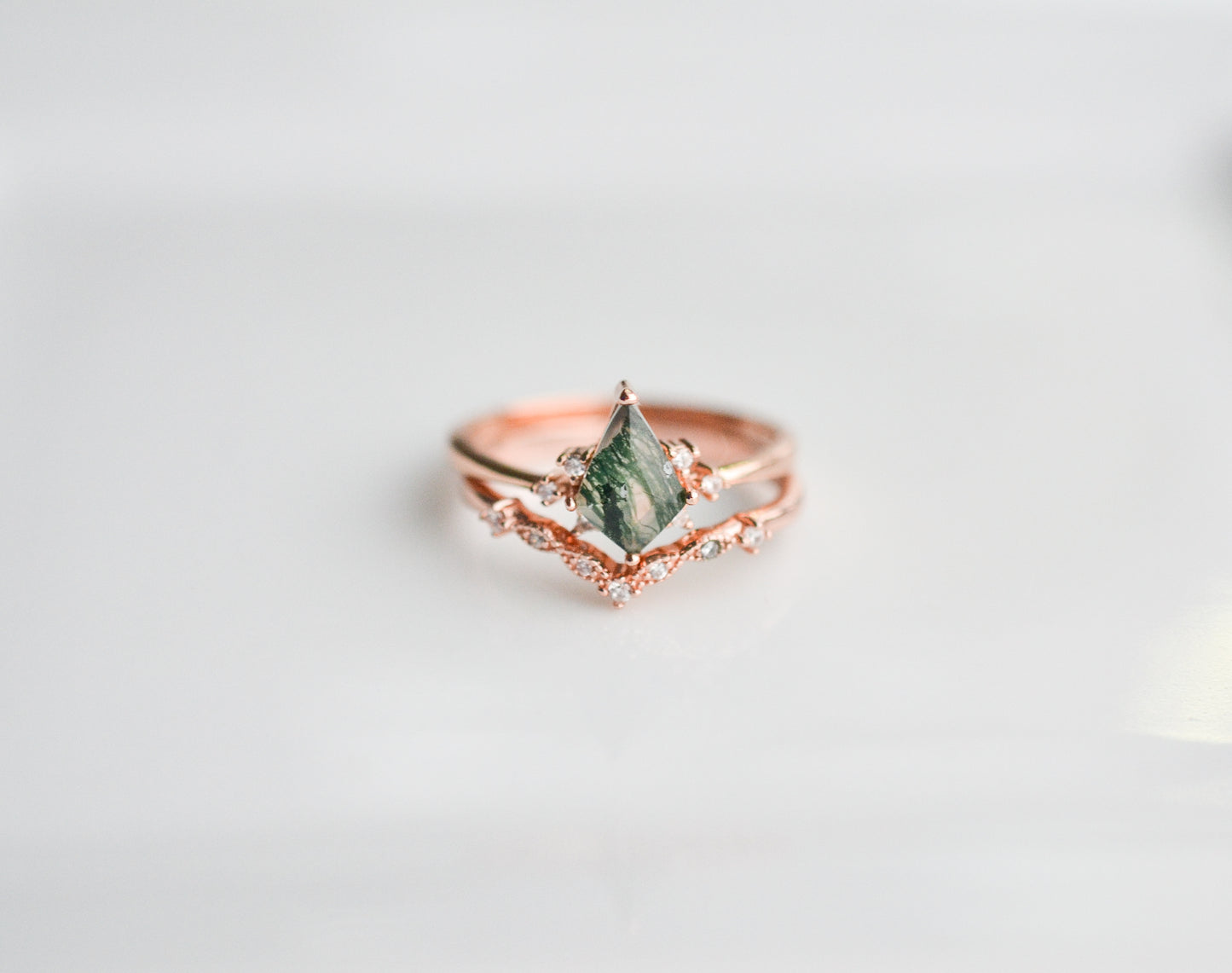 Qai Moss Agate Quartz Ring Set Rose Gold