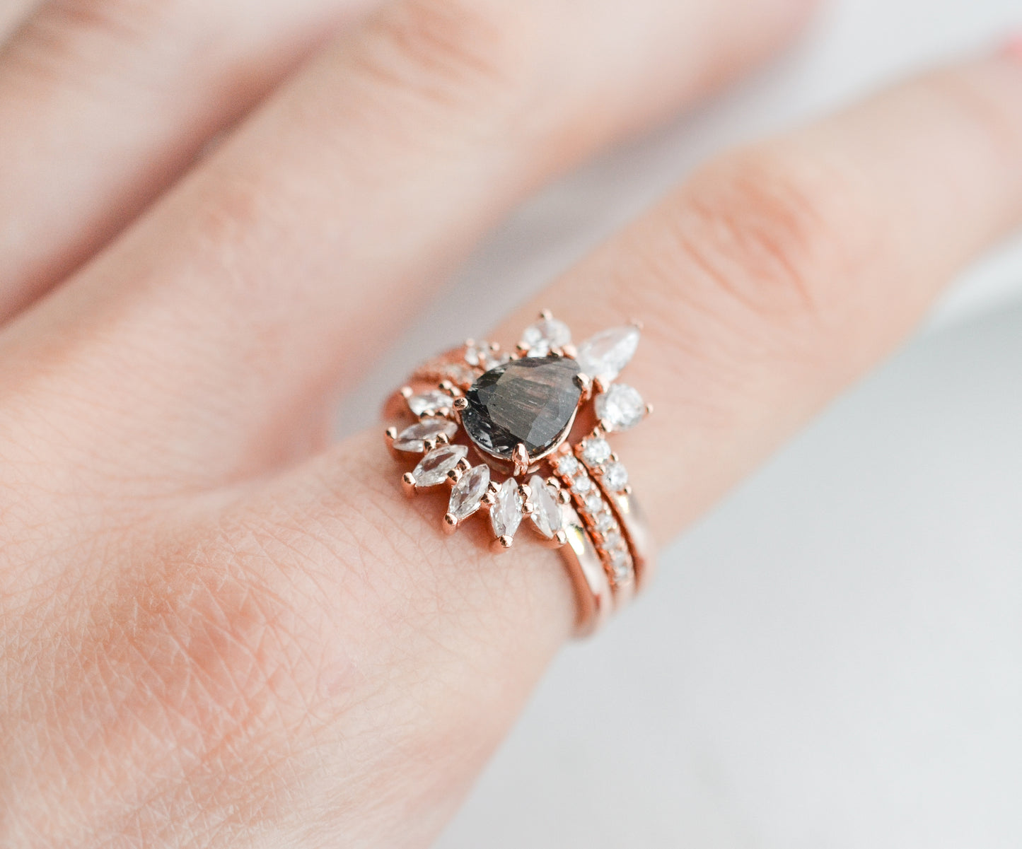 Kane Black Rutilated Quartz Ring Set Gold