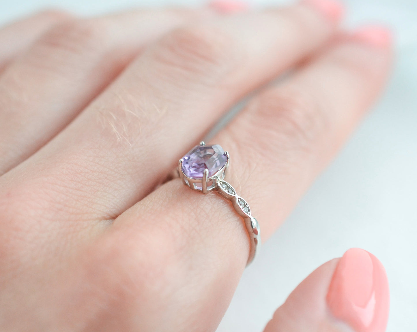 Iza Amethyst Ring