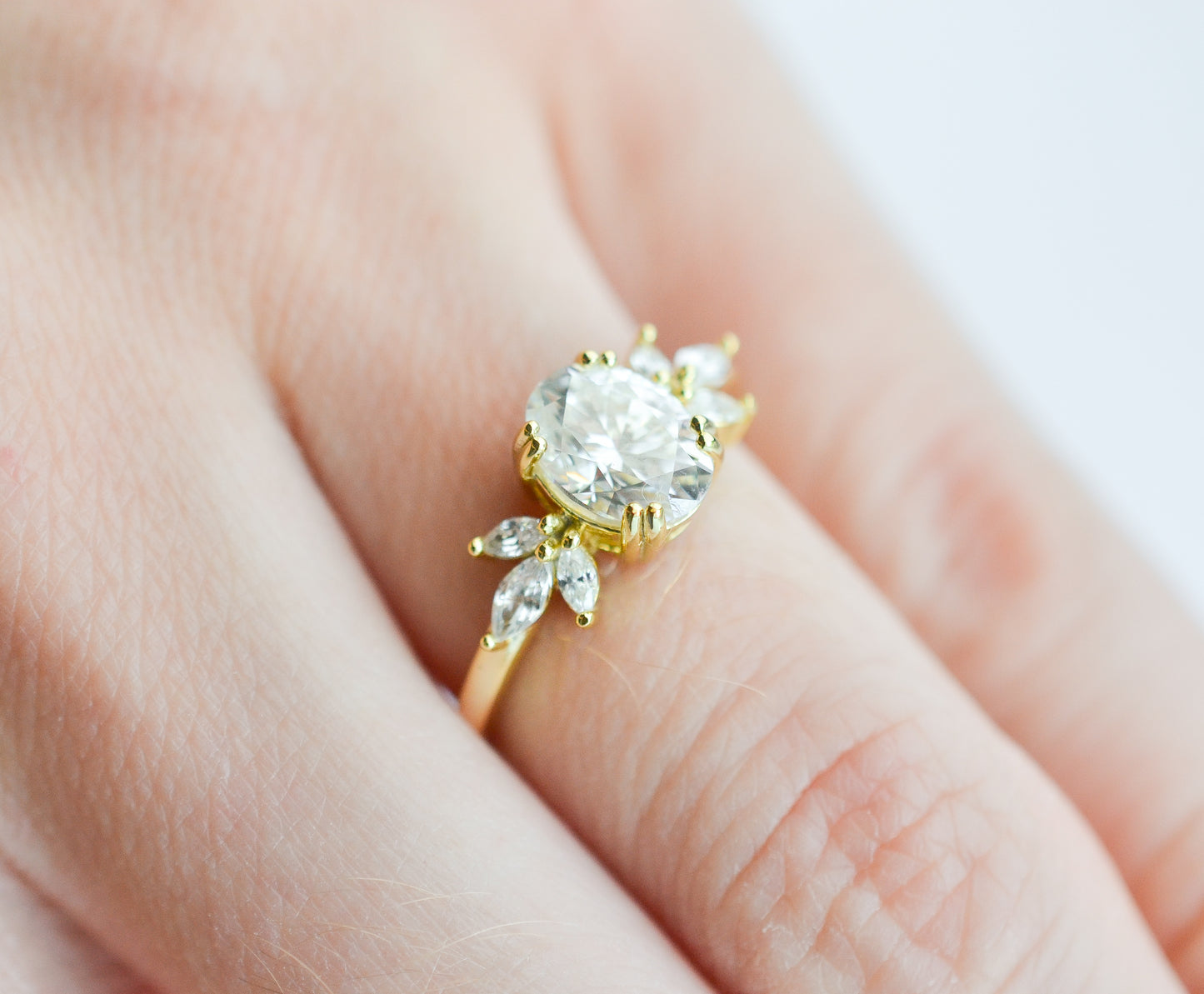 Ivy Oval Moissanite Ring