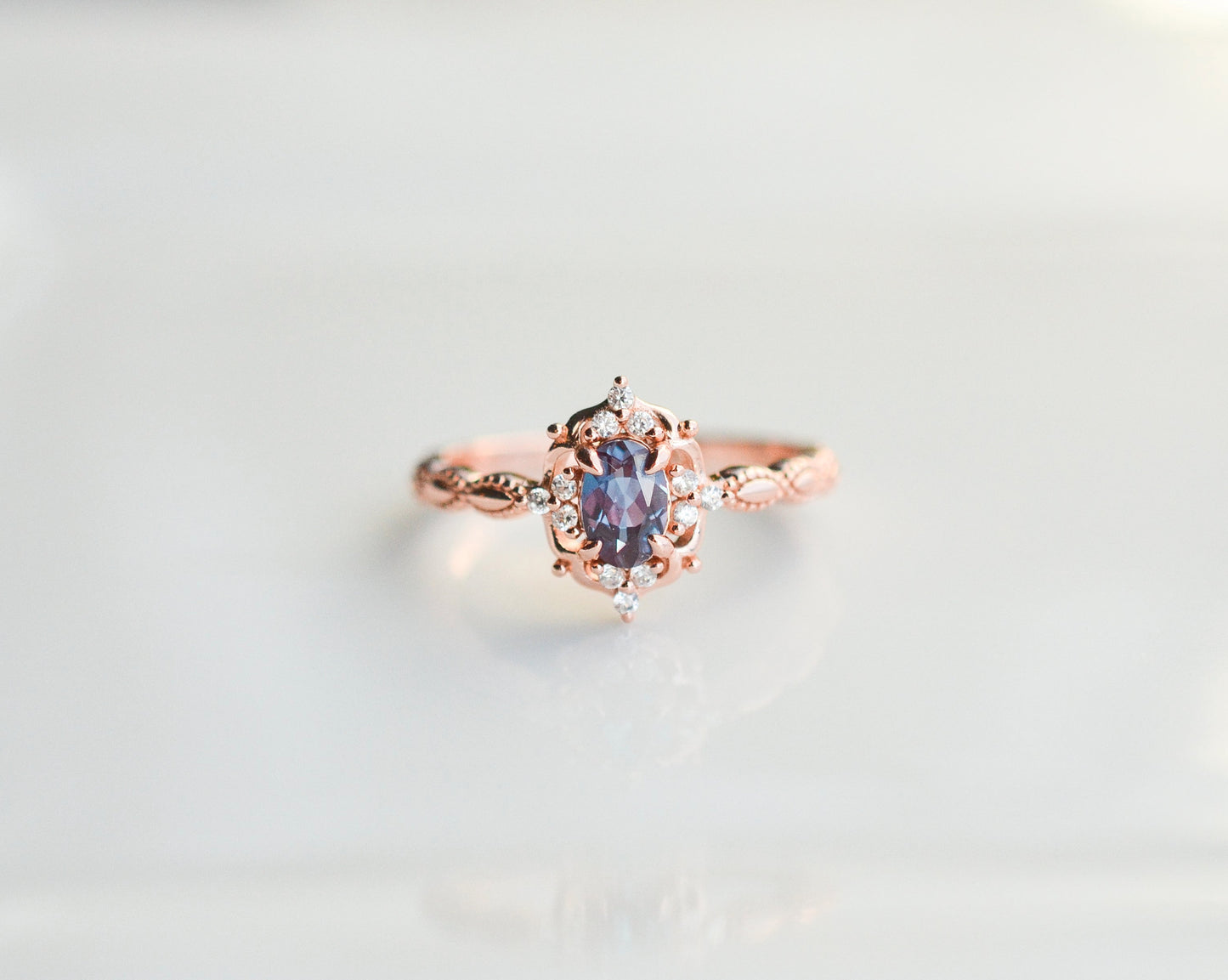 Fia Alexandrite Ring
