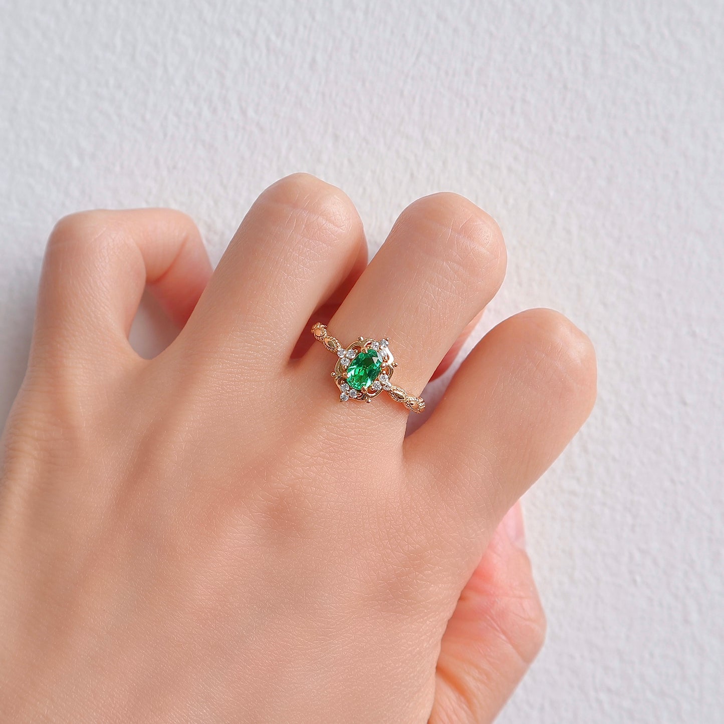 Fia Emerald Ring Gold