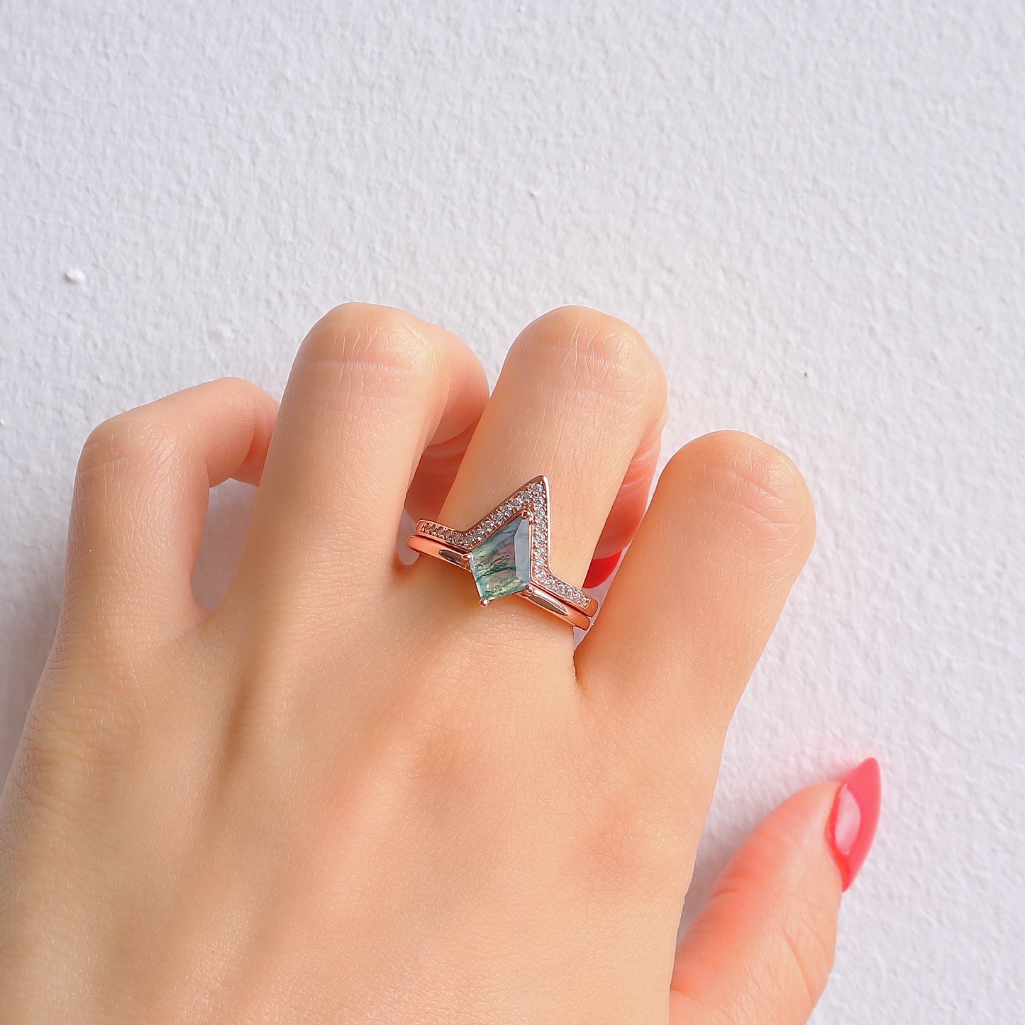Evelyn Moss Agate Quartz Ring Set Rose Gold