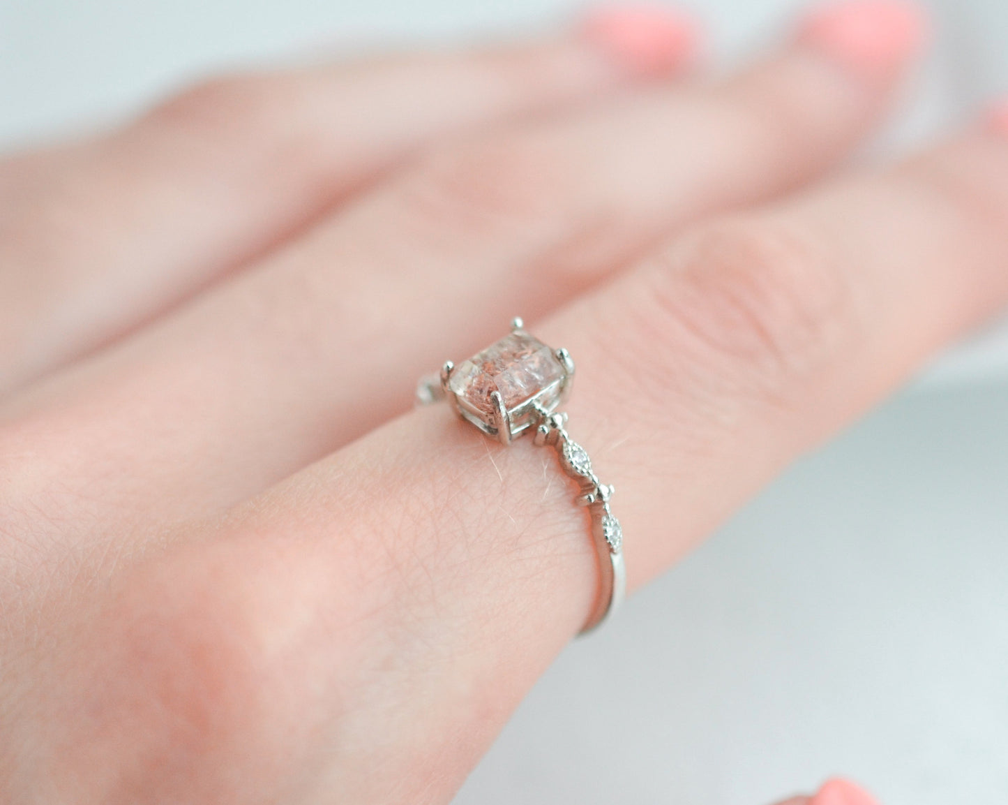Tih Ghost Quartz Ring