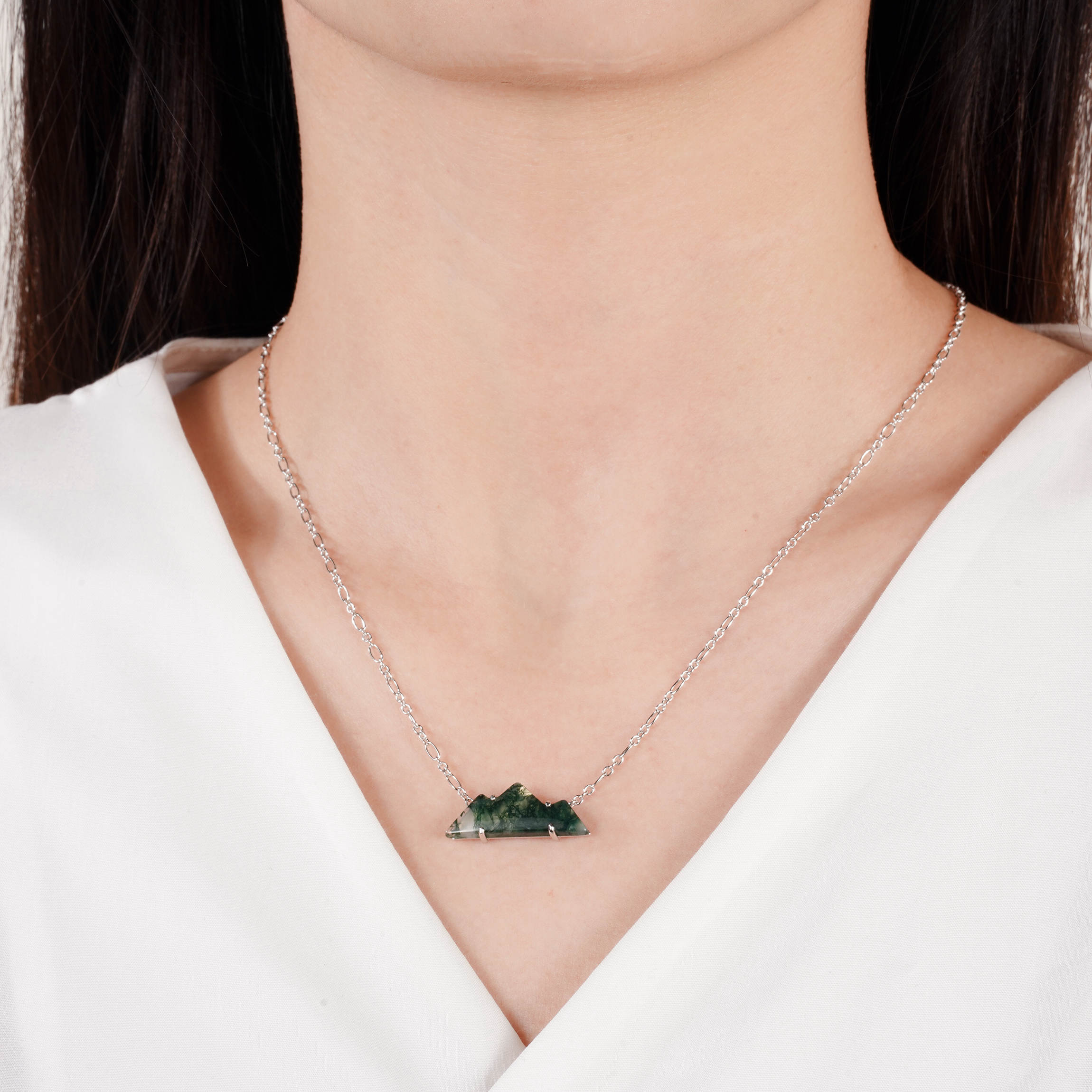 Clara Mountain Moss Agate Necklace Gold