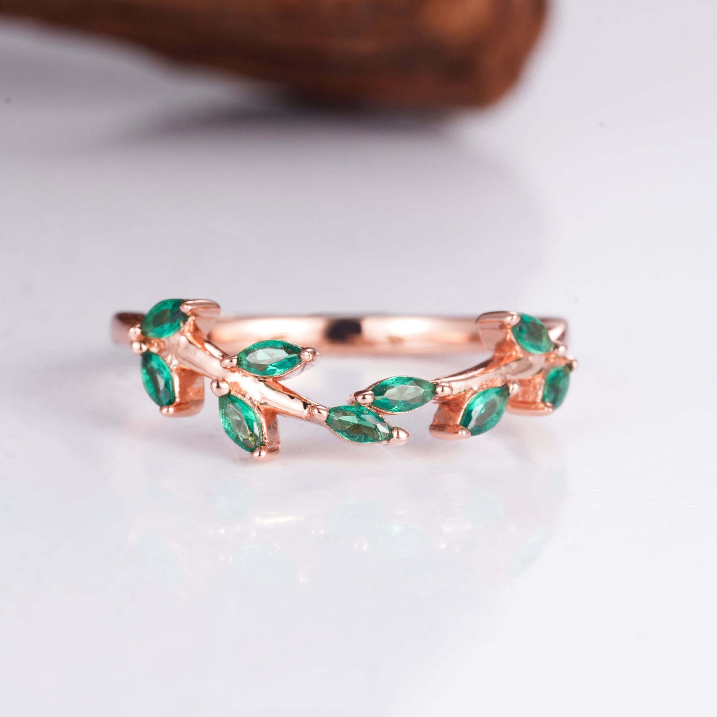 Sammi Curved Emerald Leaf Band Rose Gold