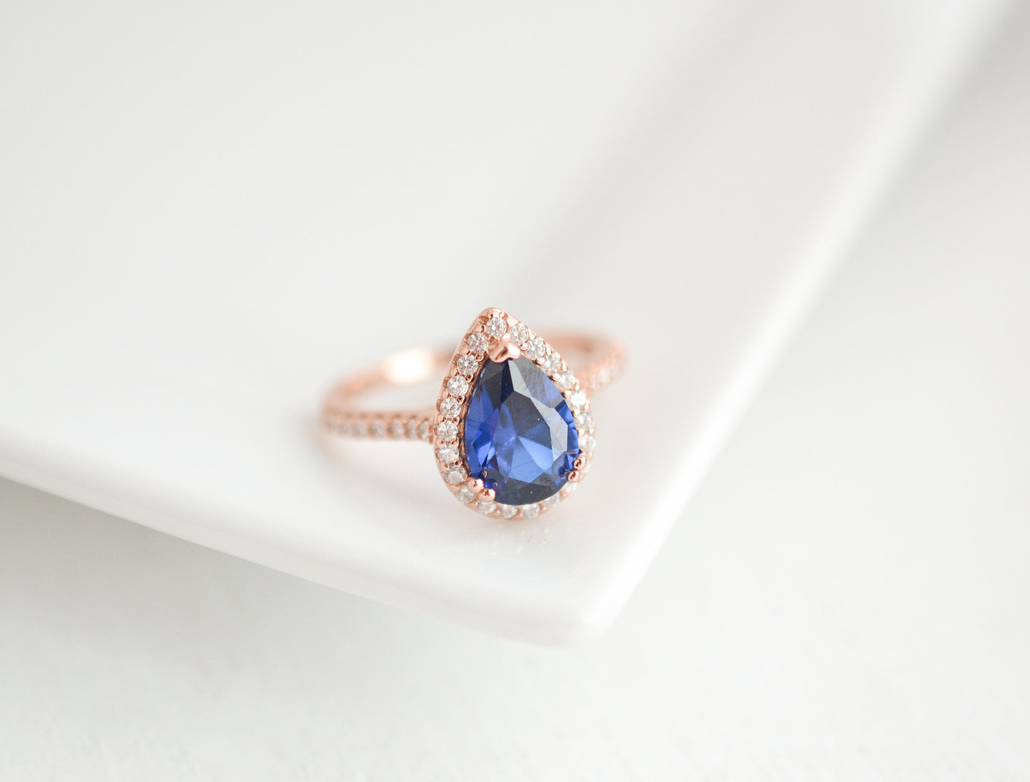 Nia Sapphire Ring