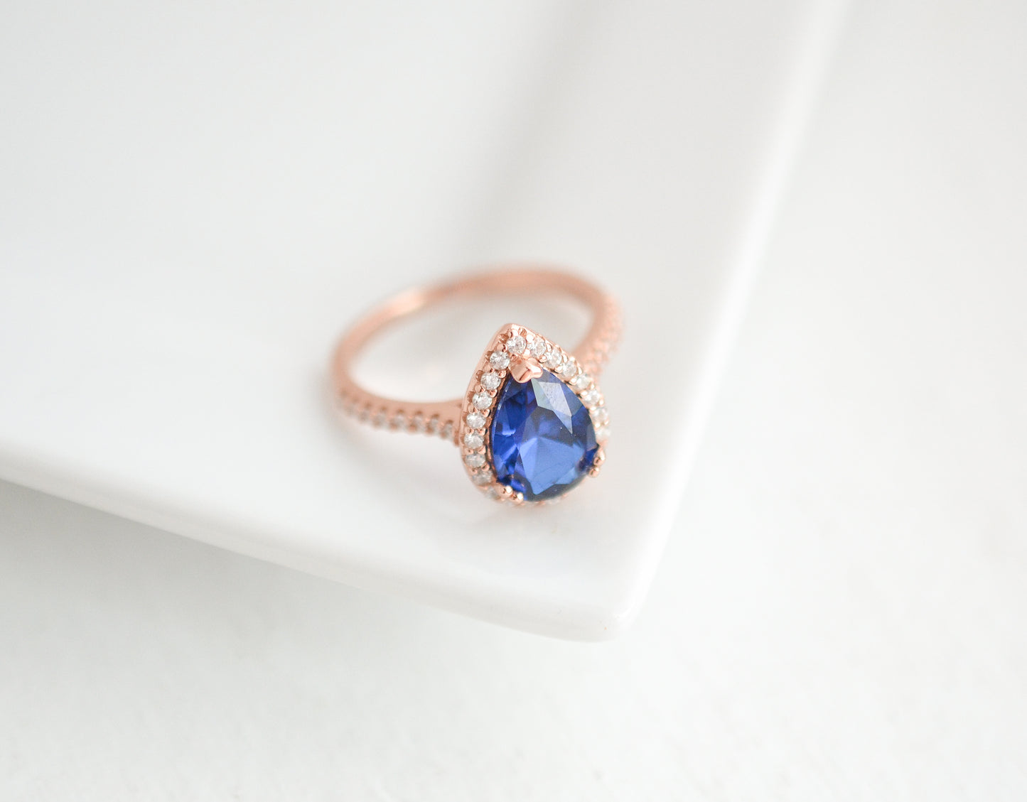 Nia Sapphire Ring