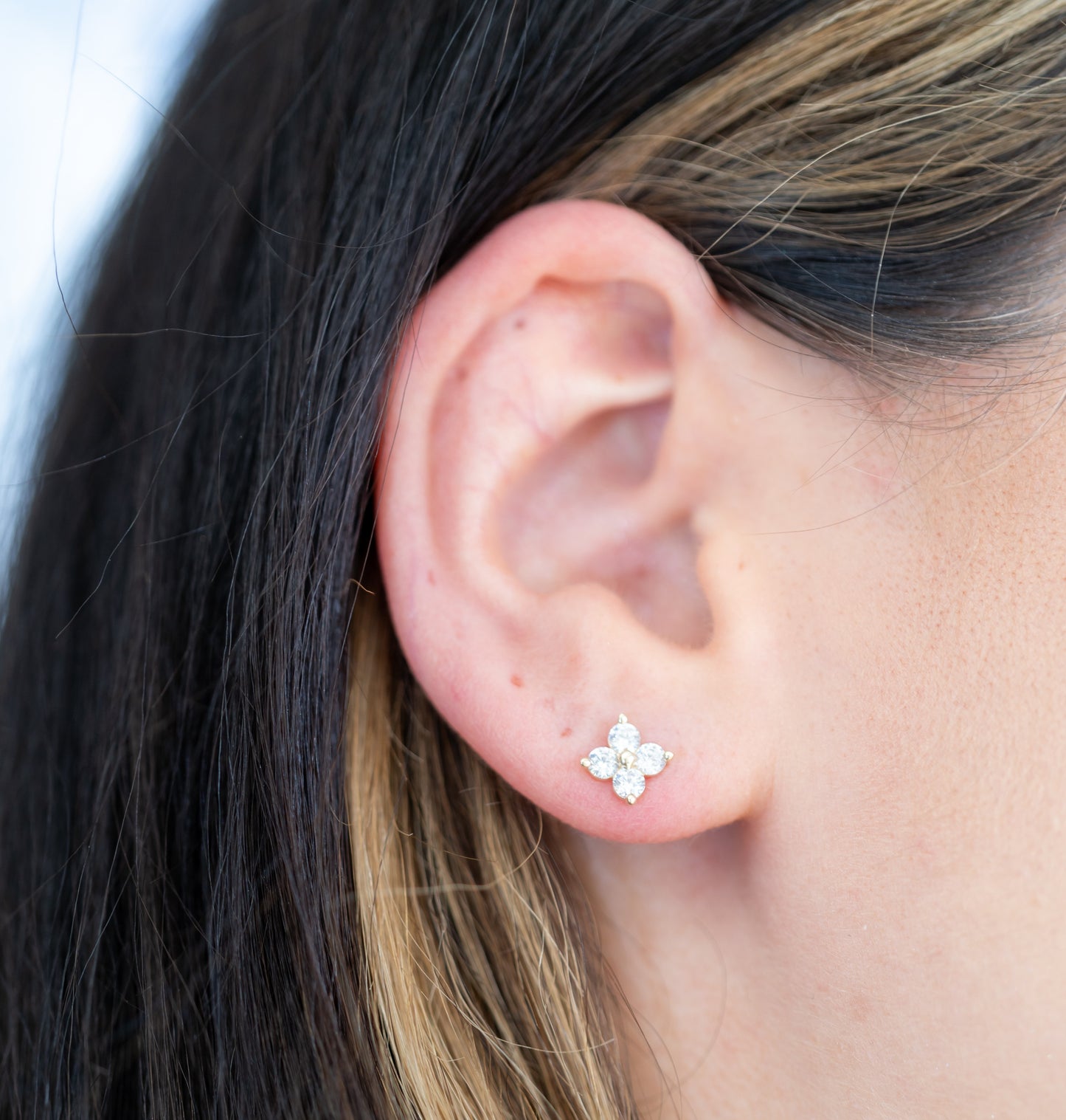 14k Solid Gold Crystal Flowers Earrings
