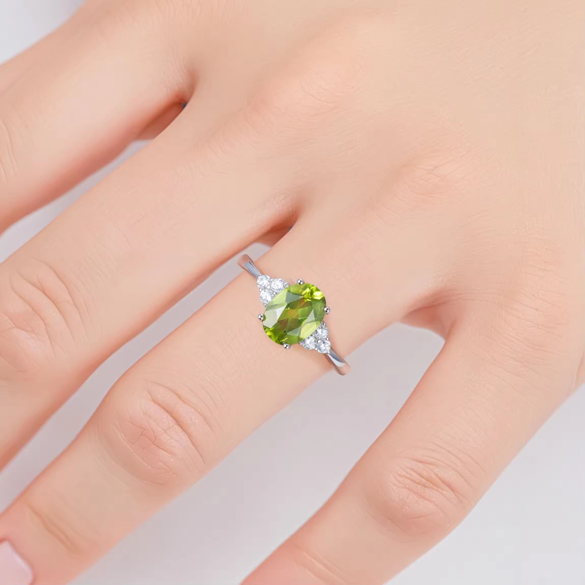 Tya Peridot Ring