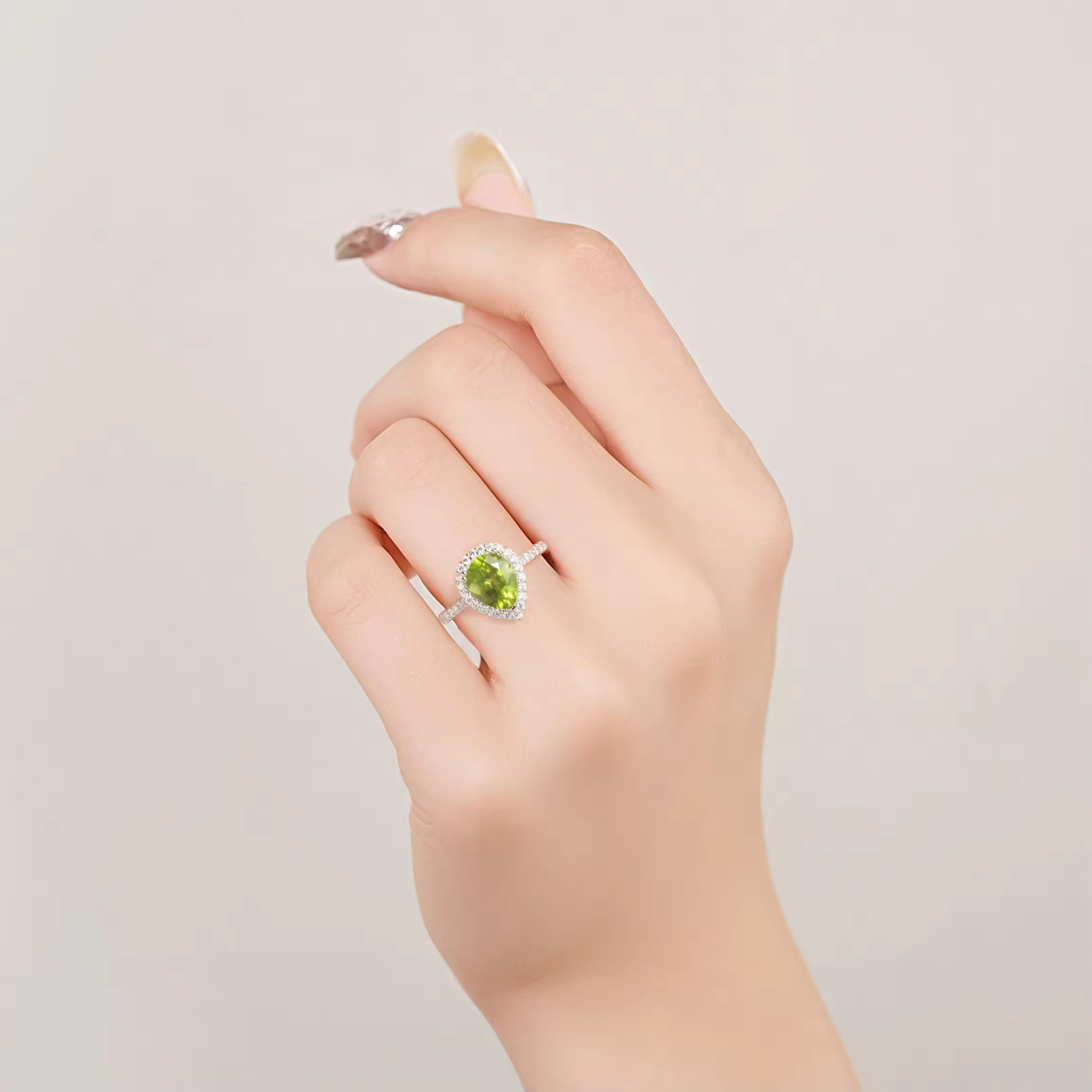 Nia Peridot Ring Sterling Silver