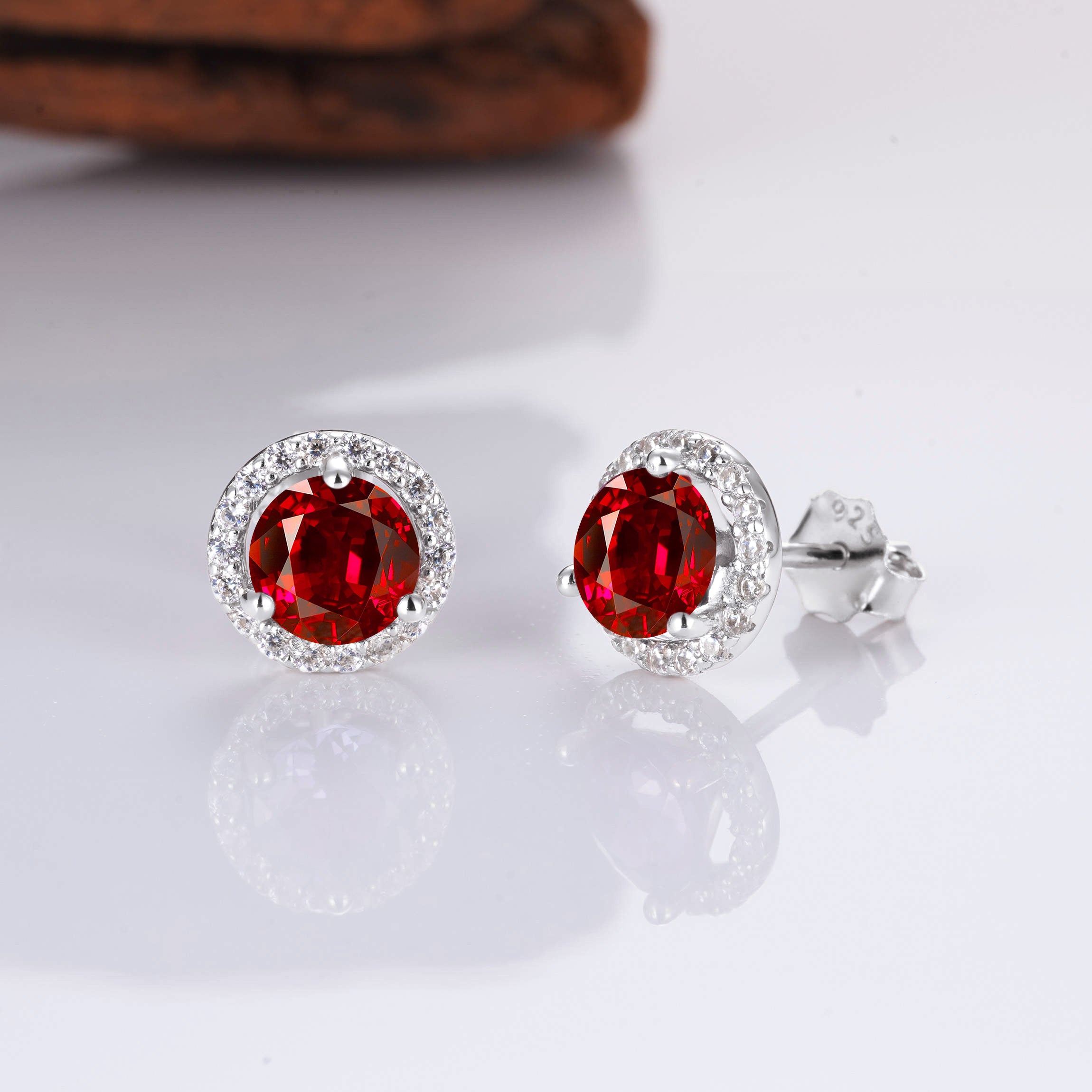 Jia Ruby Earrings Gold