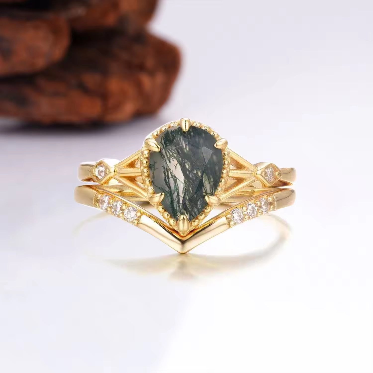 Emily Moss Agate Quartz Ring Set Gold