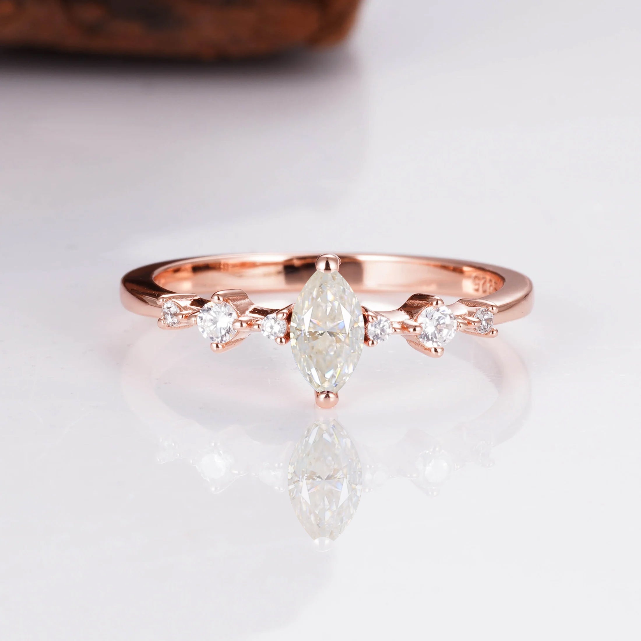 Ava Crystal Ring Rose Gold