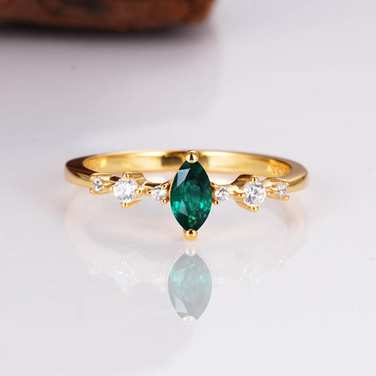 Ava Emerald Ring