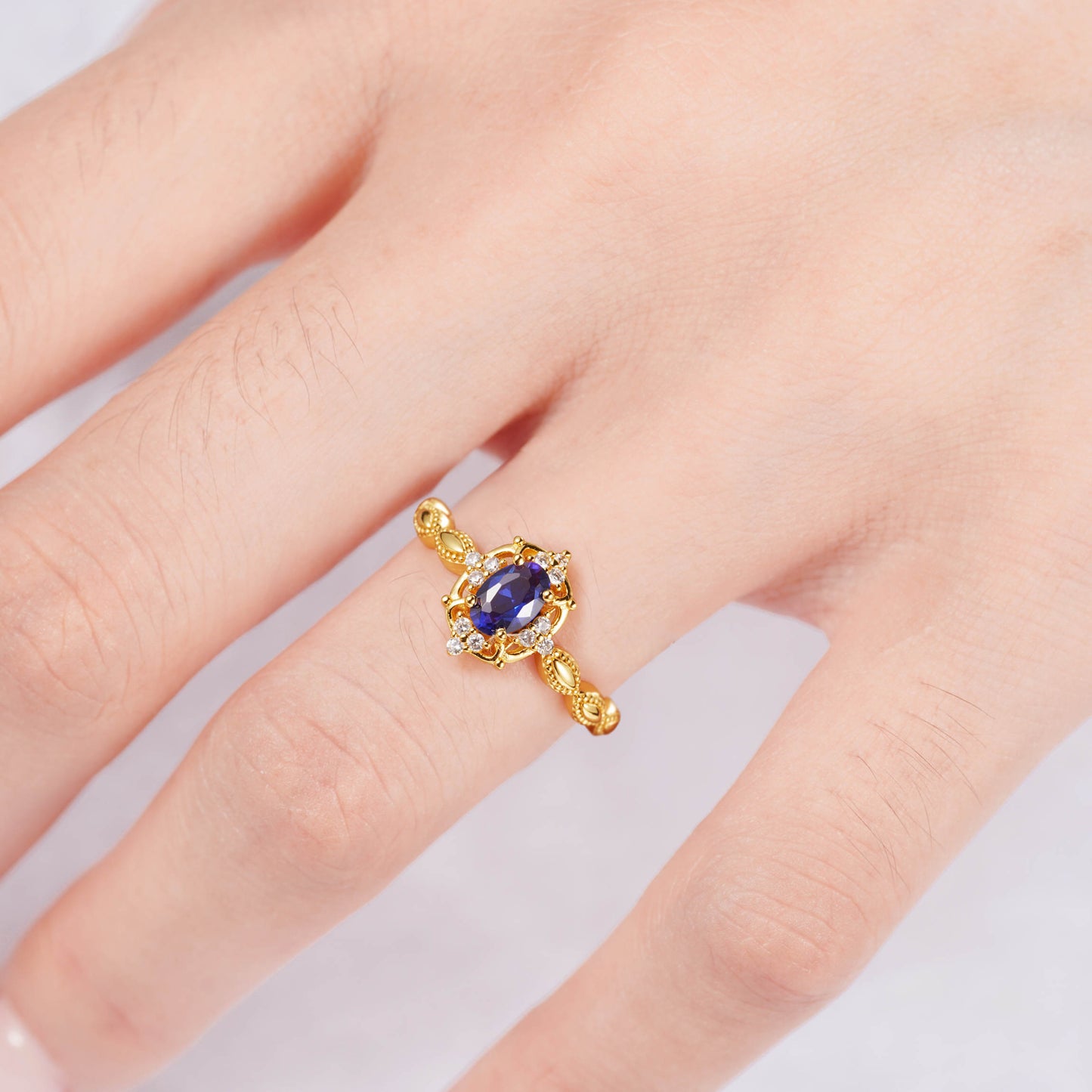 Fia Sapphire Ring Gold