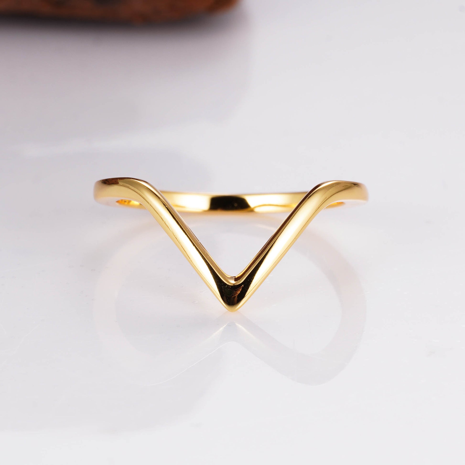 Aoi Curved Stacking Band Gold - Perfect Engagement Ring Band
