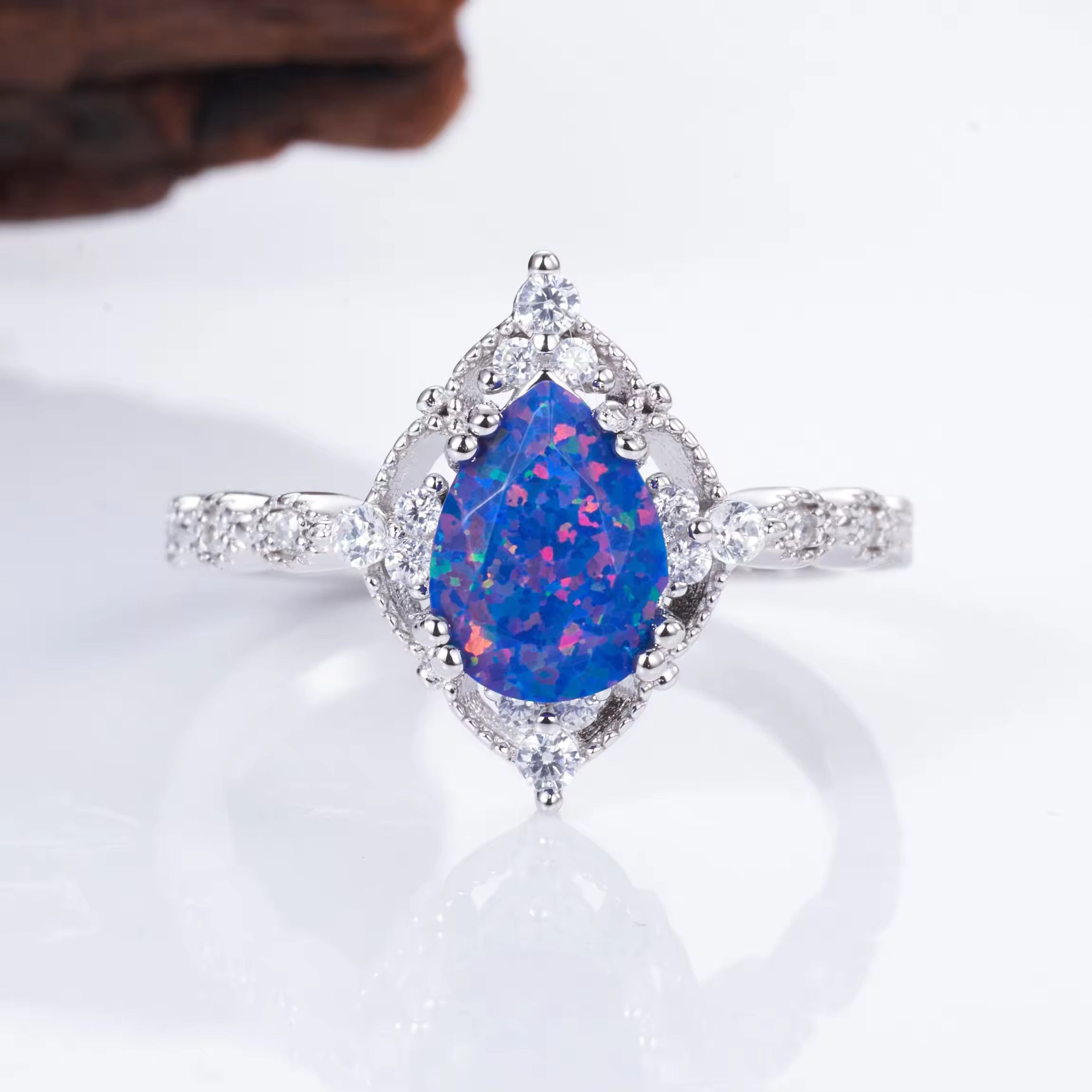 Gloria Royal Fire Opal Ring