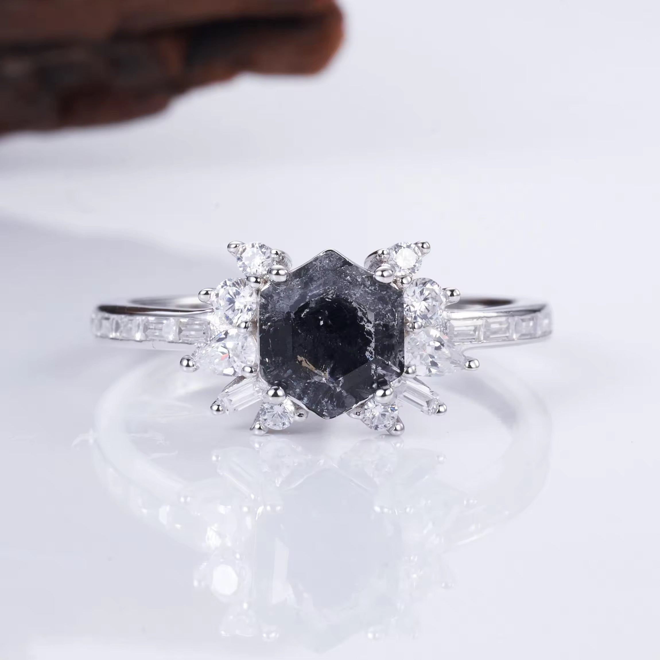 Uare Black Rutilated Quartz Ring