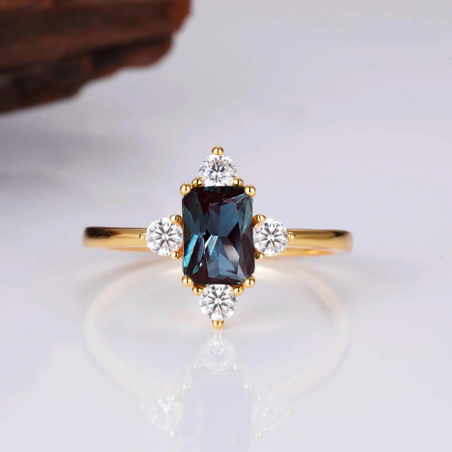 Sia Alexandrite Ring