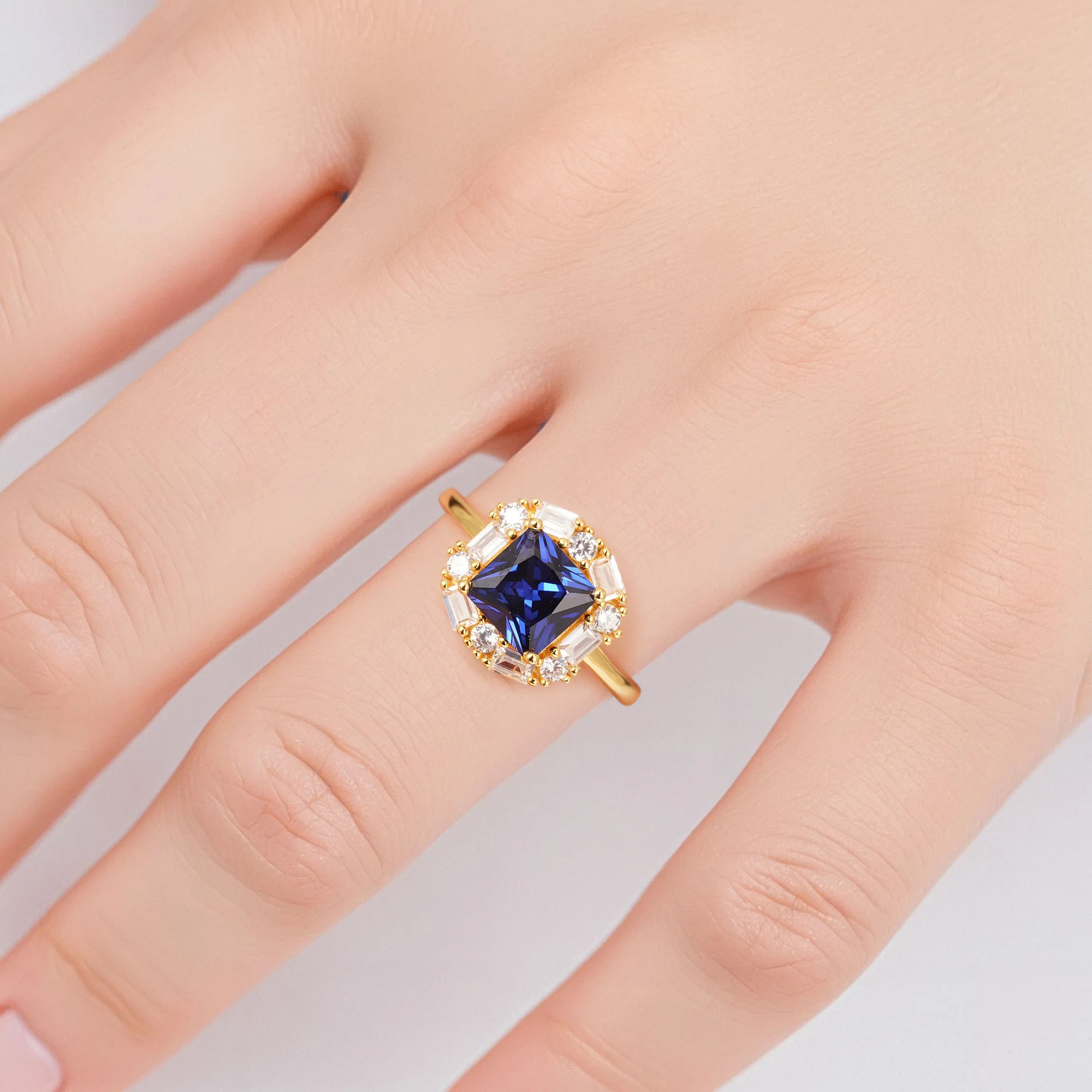 Fae Sapphire Ring