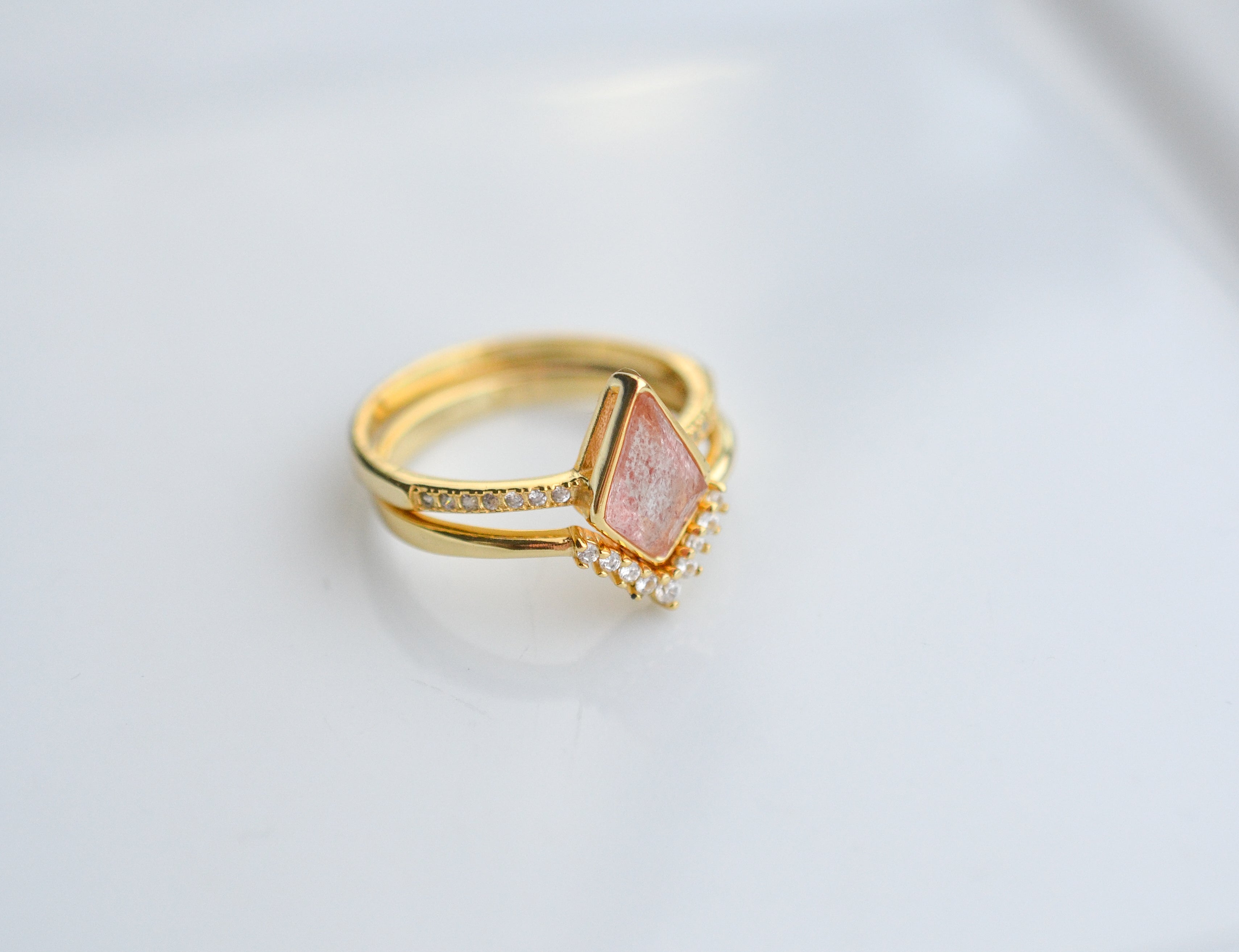 Ska Kite Strawberry Quartz Ring Set