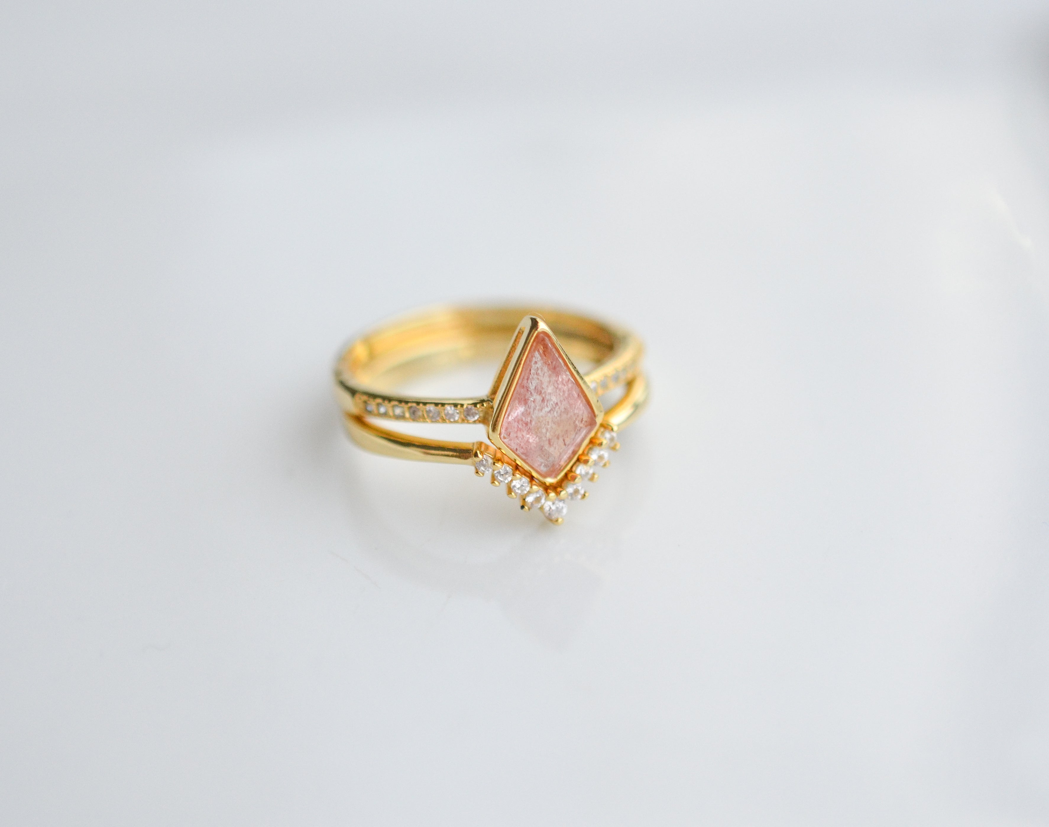 Ska Kite Strawberry Quartz Ring Set