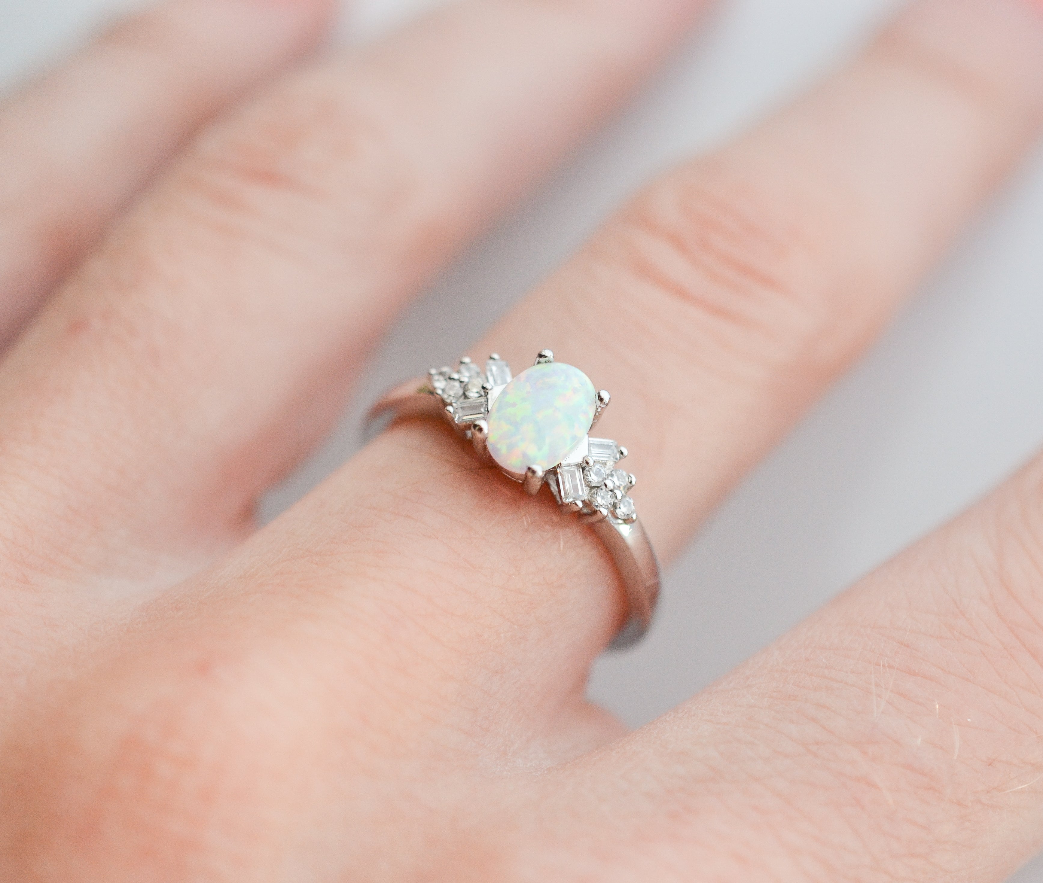 Kiv Opal Ring