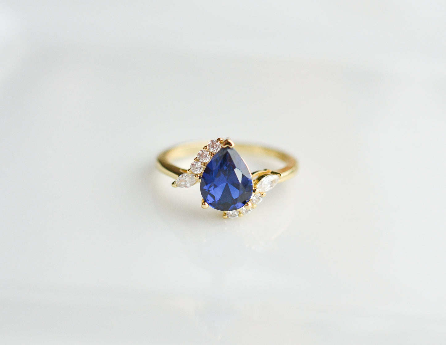 Rya Sapphire Ring