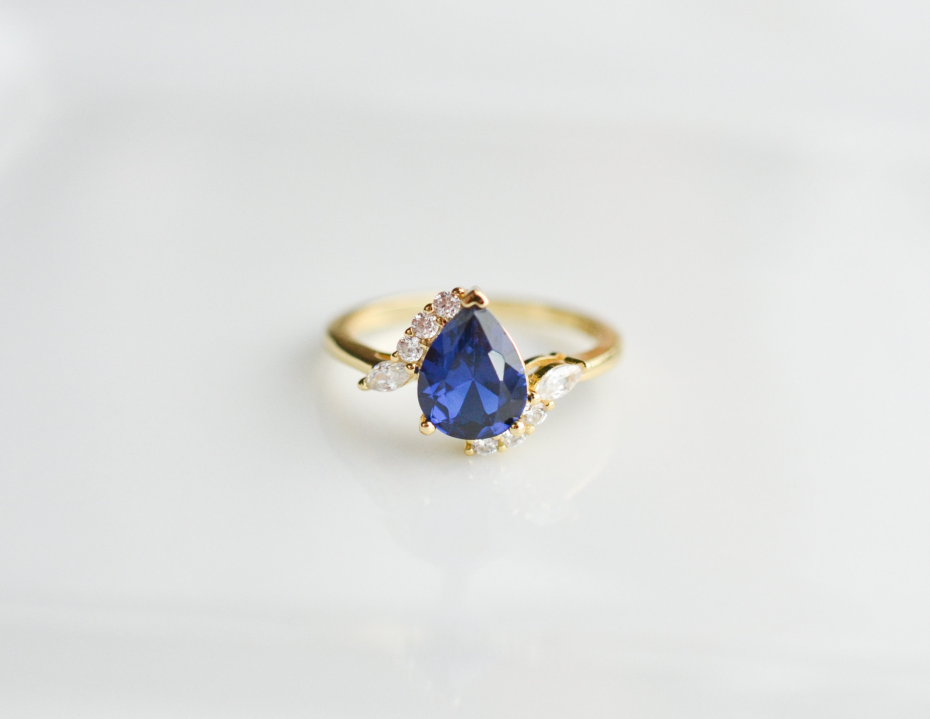 Rya Sapphire Ring