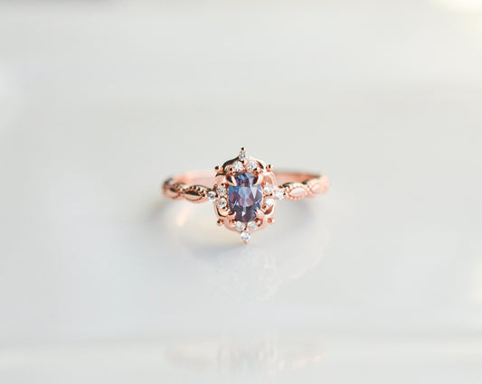 Fia Alexandrite Ring