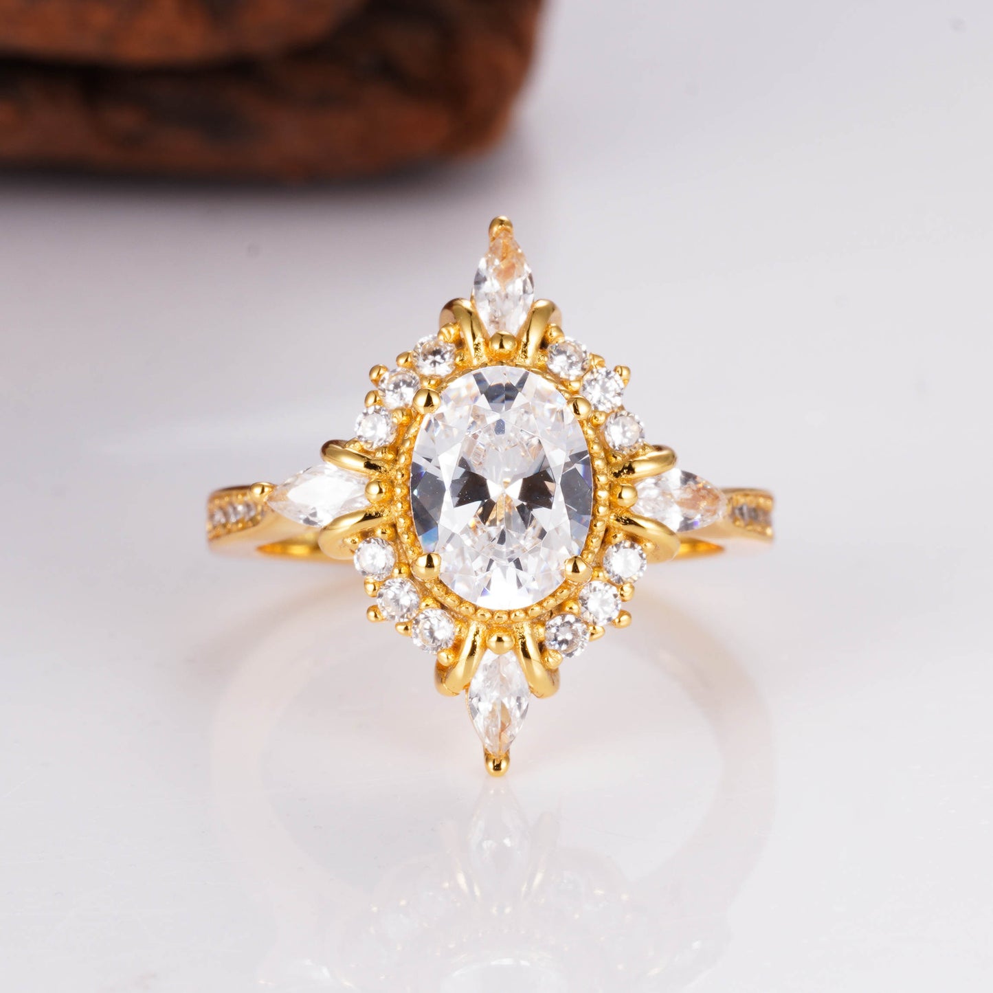 Mia Crystal Ring Gold
