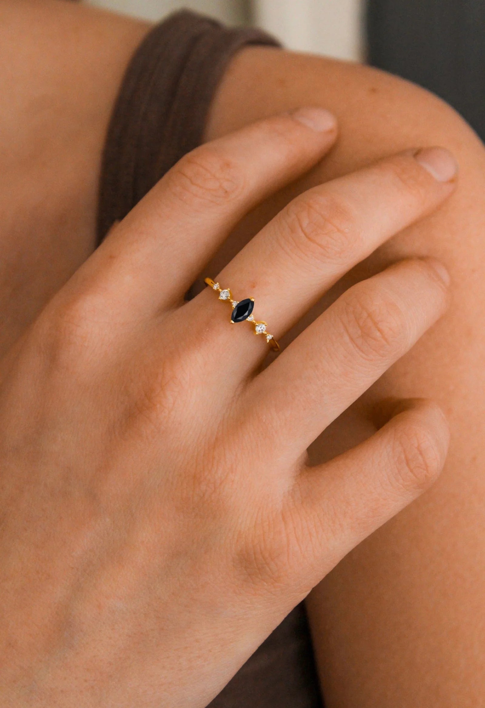 Ava Emerald Ring Gold