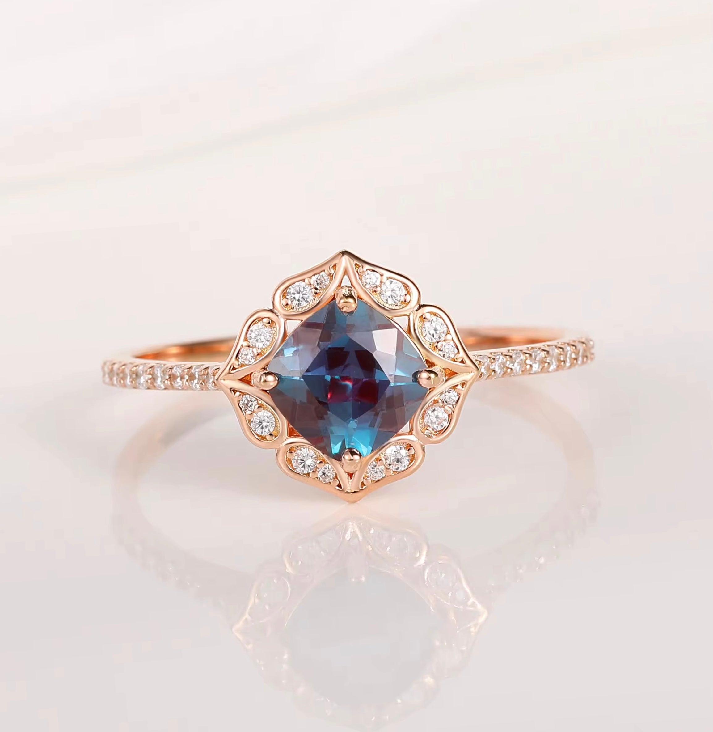 Moa Alexandrite Ring
