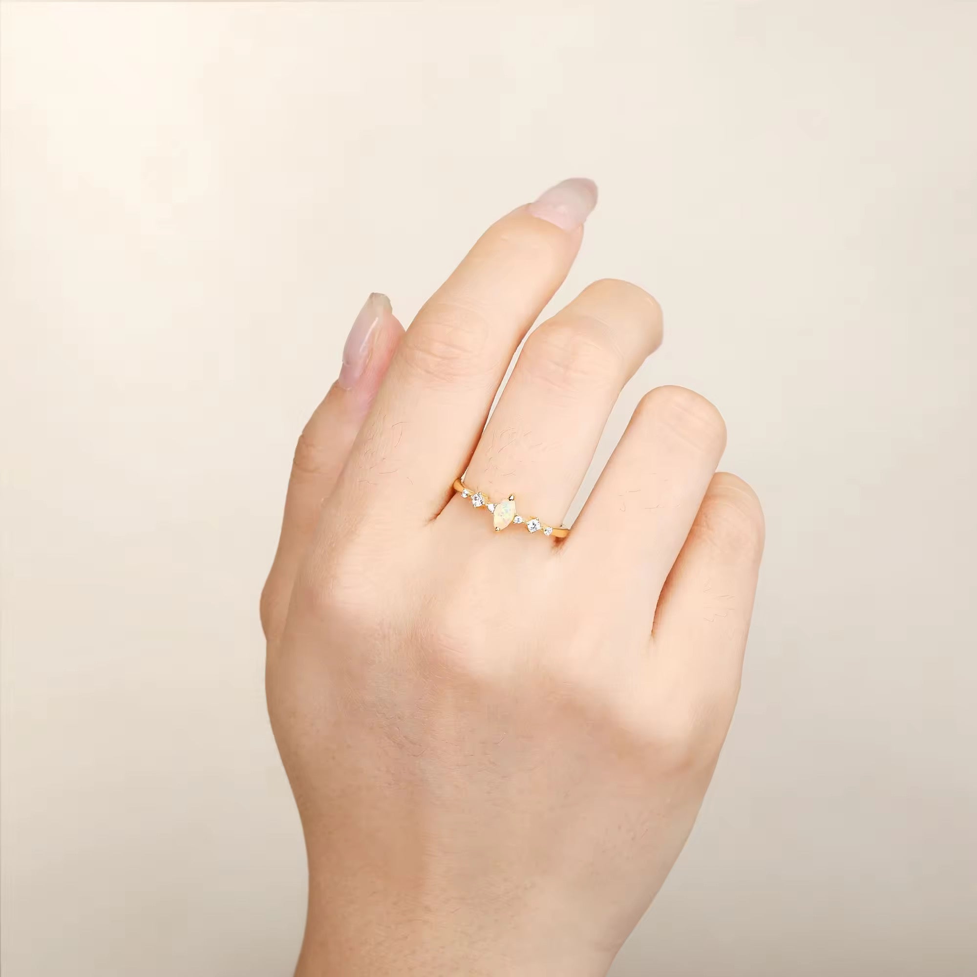 Ava Emerald Ring Gold