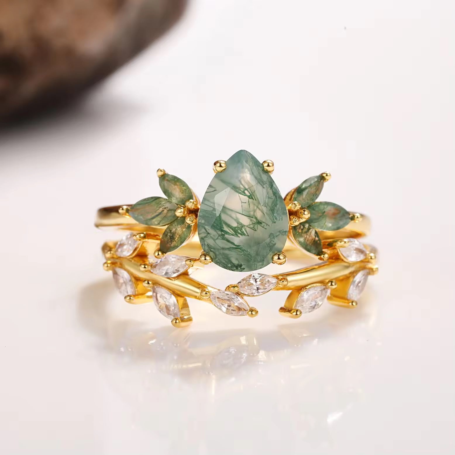 Ivy Moss Agate Quartz Leaf Ring Set Gold