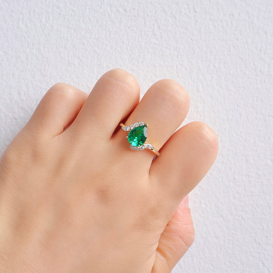 Rya Emerald Ring