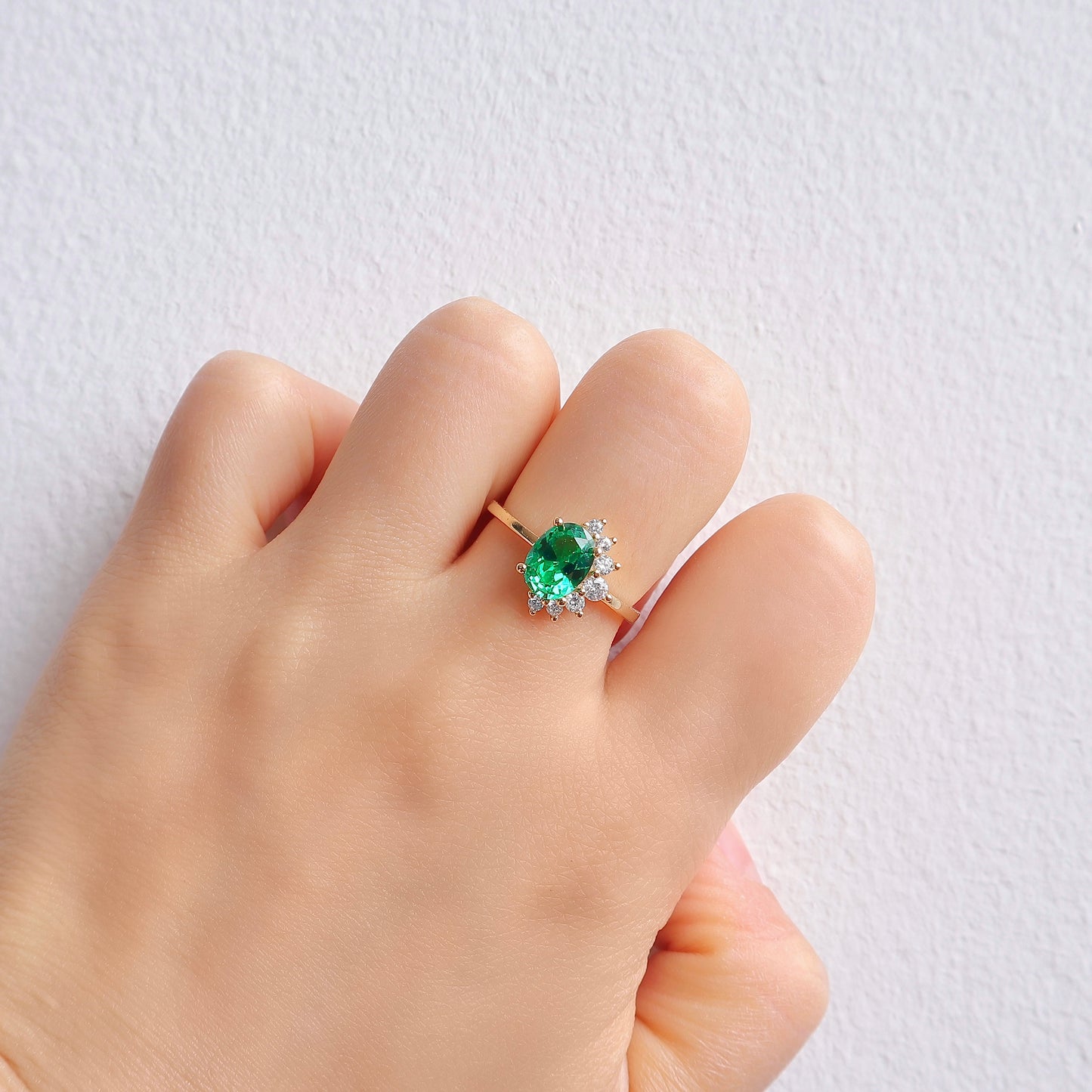 Ari Emerald Ring